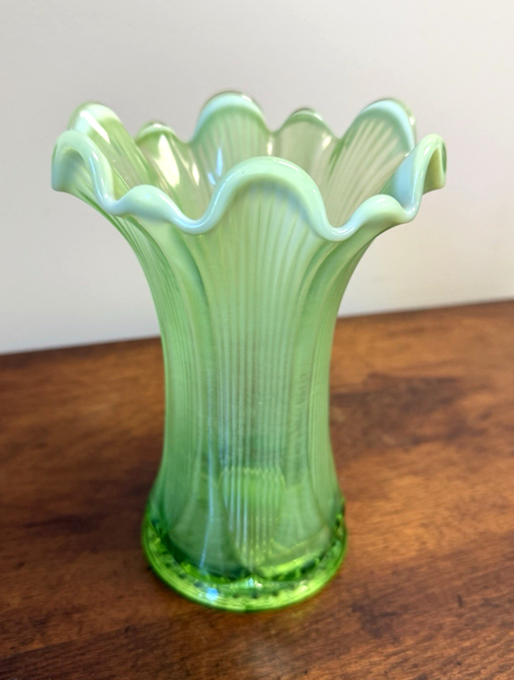 Antique Jefferson Glass Green Opalescent Ribbed Ruffled Vase EAPG 7.25"